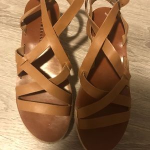 Lucky Brand platform sandals